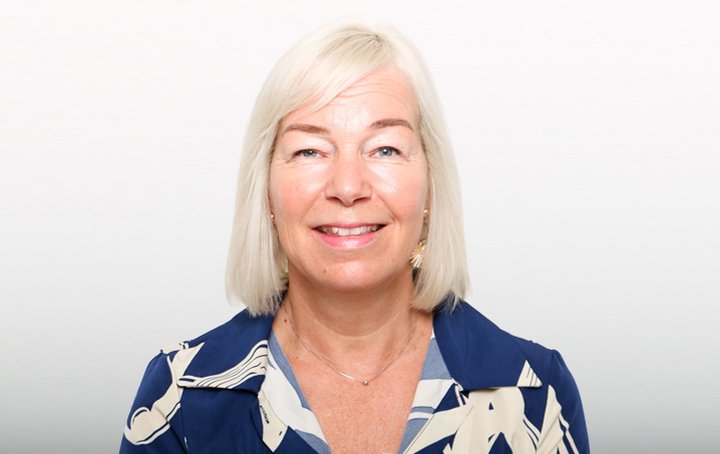 Irene Van der Zee